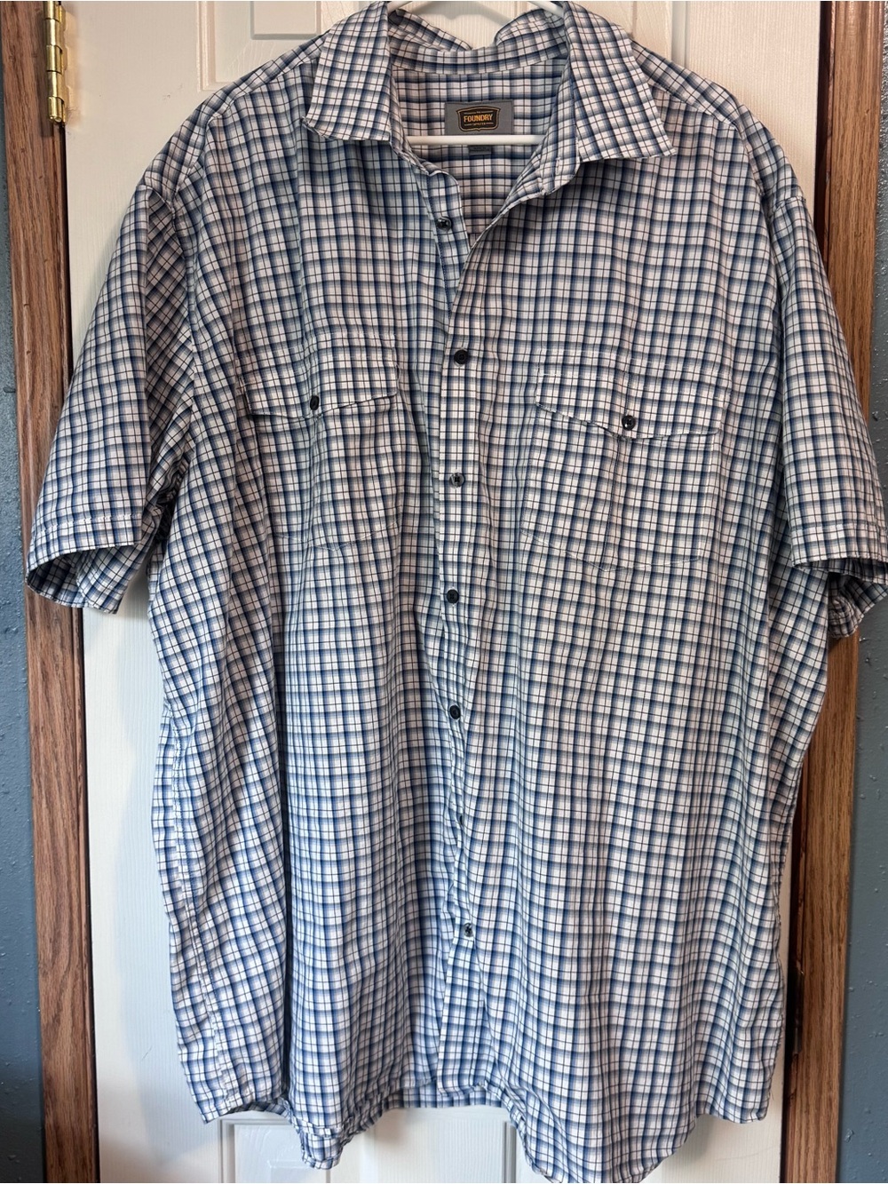 Blue and White Plaid Short-Sleeve Button-Down Shirt